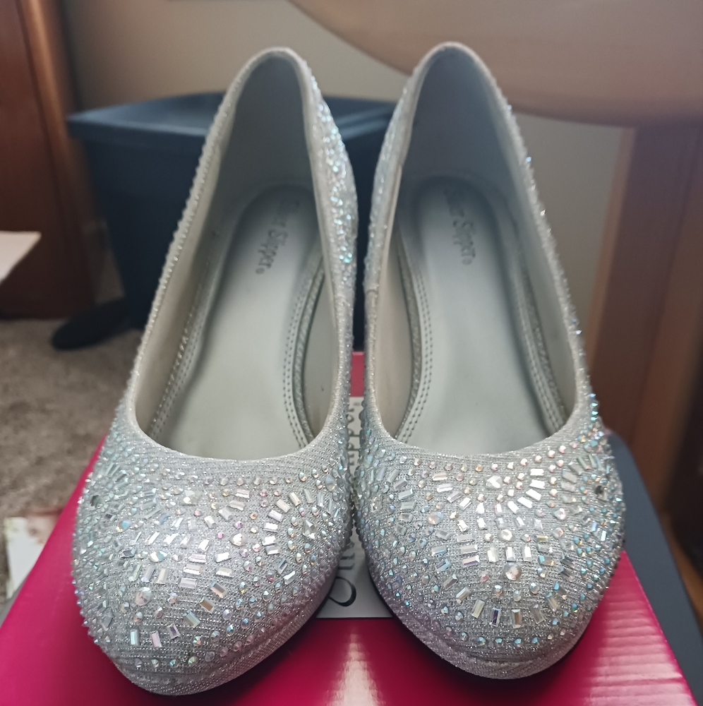 Silver high heel shoes, size 9